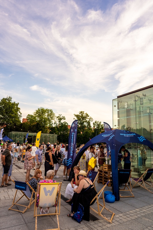 Wrocławska Potańcówka na placu Wolności: 6 lipca, zdjęcia uczestników