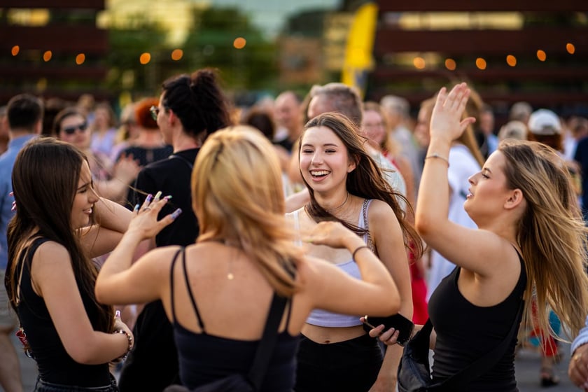 Wrocławska Potańcówka na placu Wolności: 6 lipca, zdjęcia uczestników