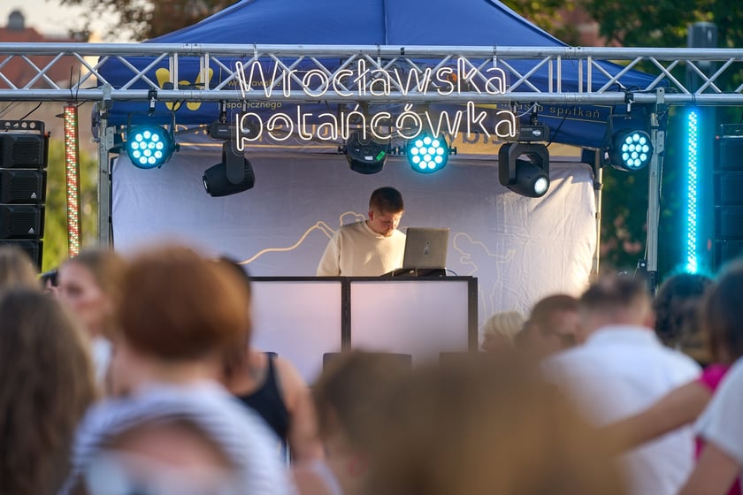Potańcówka plac Wolności, 6 lipca 2024 r.