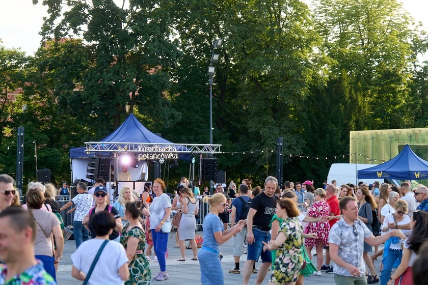 Potańcówka plac Wolności, 6 lipca 2024 r.
