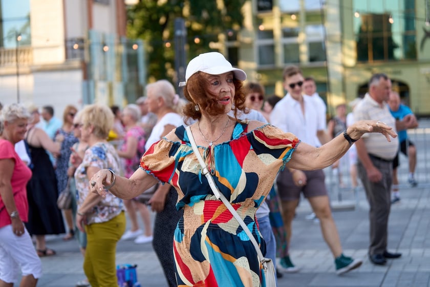 Potańcówka plac Wolności, 6 lipca 2024 r.