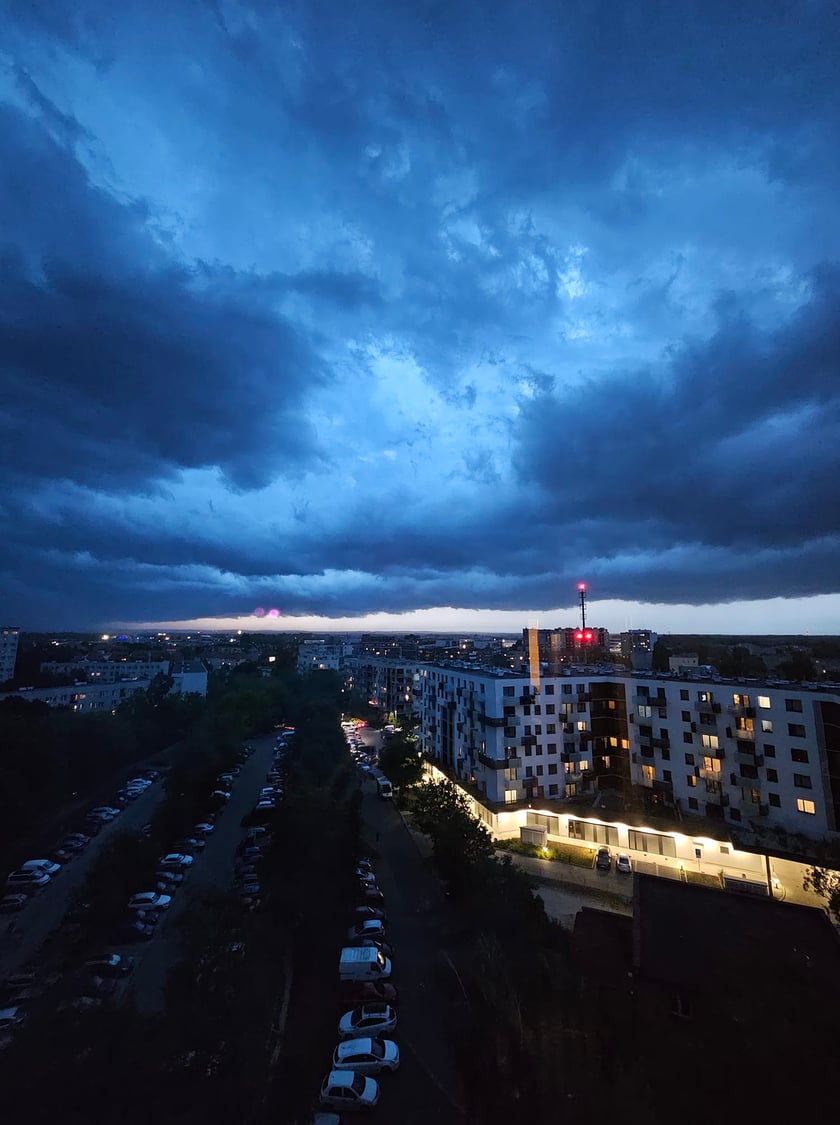 Burzowe niebo nad Wrocławiem 10 lipca