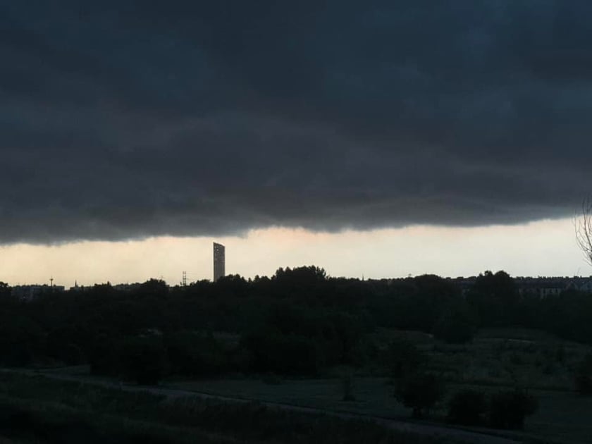 Burzowe niebo nad Wrocławiem 10 lipca