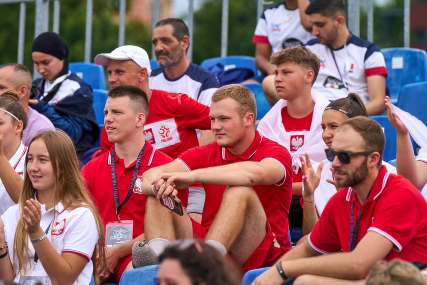 Pierwszy dzień Międzynarodowego Turnieju Piłki Nożnej Ulicznej Os&oacute;b Bezdomnych Wrocław Cup 2024