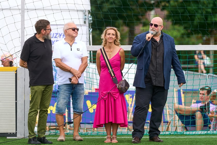 Pierwszy dzień Międzynarodowego Turnieju Piłki Nożnej Ulicznej Os&oacute;b Bezdomnych Wrocław Cup 2024