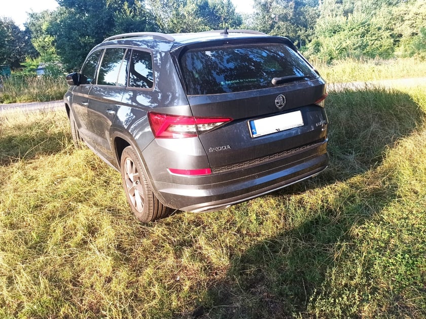 Przykłady nieprawidłowego parkowania
