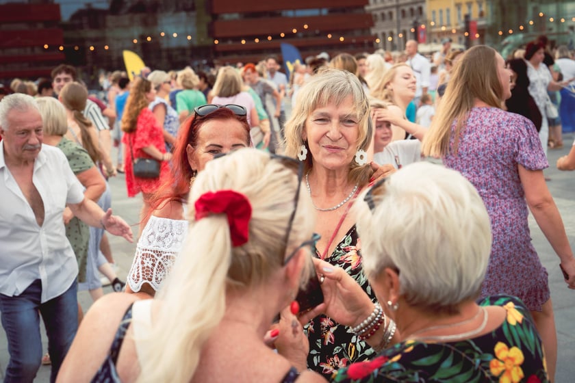 Potańcówka na pl. Wolności we Wrocławiu 20.07.2024