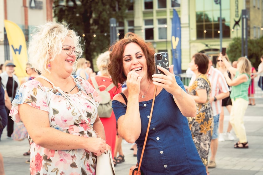 Potańcówka na pl. Wolności we Wrocławiu 20.07.2024