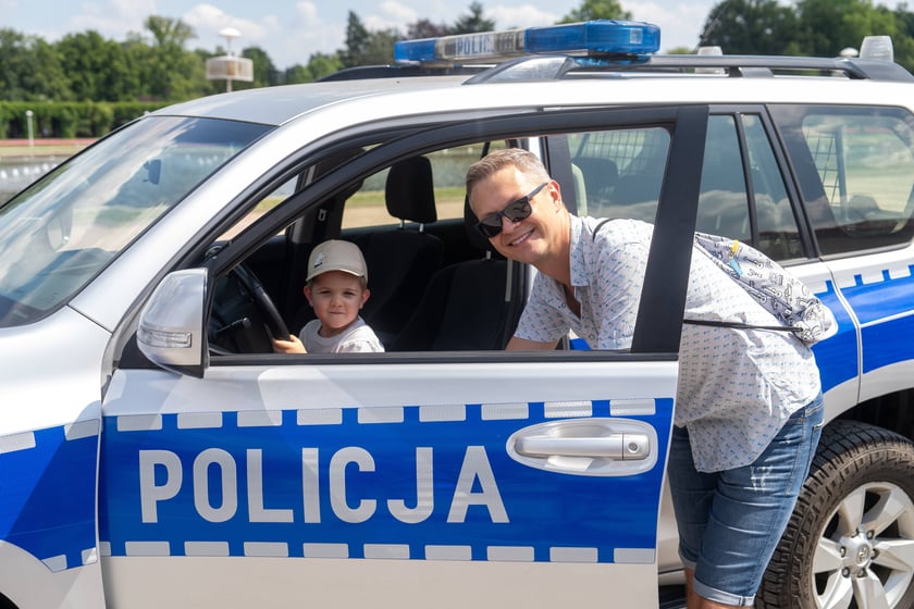 Piknik policyjny na Pergoli