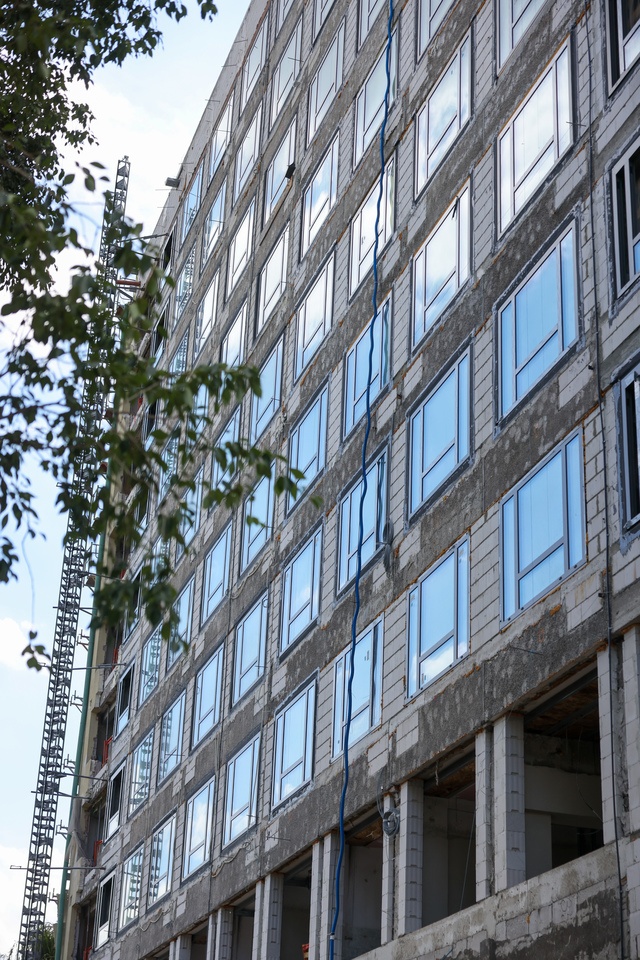 Budynek hotelu Wieniawa w przebudowie na Sheraton, lipiec 2024