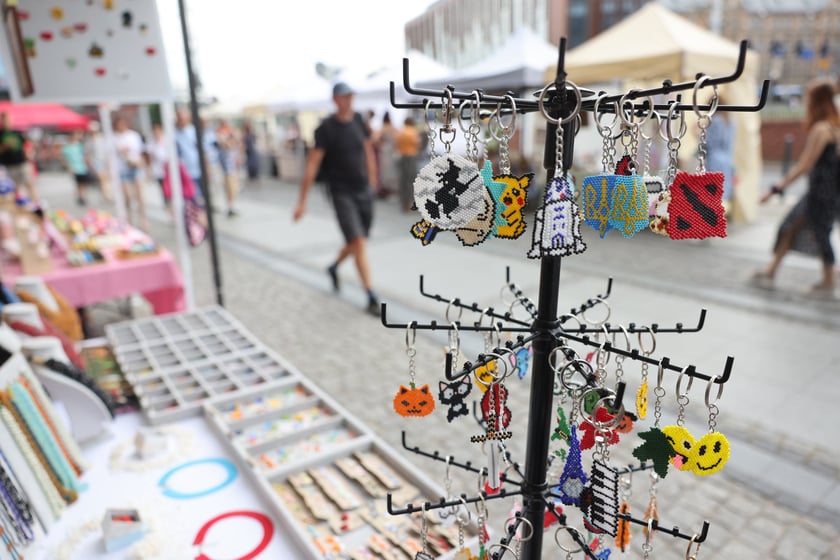 Ręki Dzieła Fest na ulicy Oławskiej we Wrocławiu