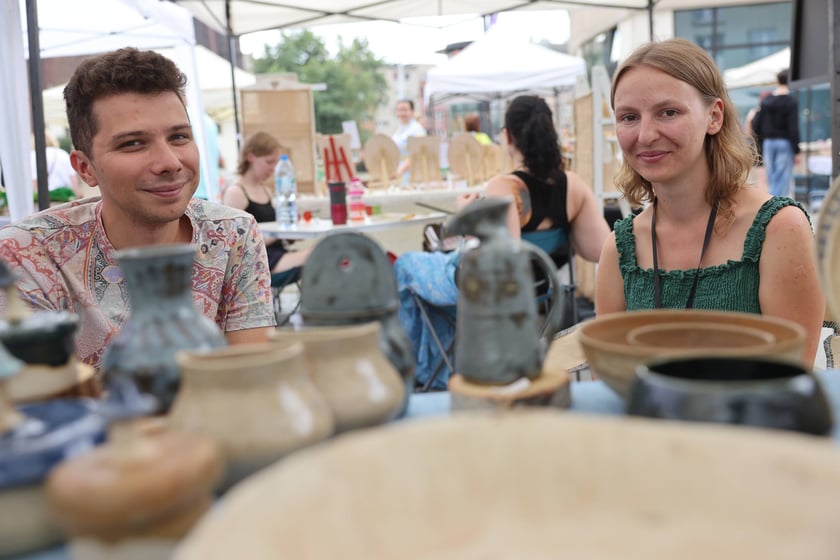 Ręki Dzieła Fest na ulicy Oławskiej we Wrocławiu