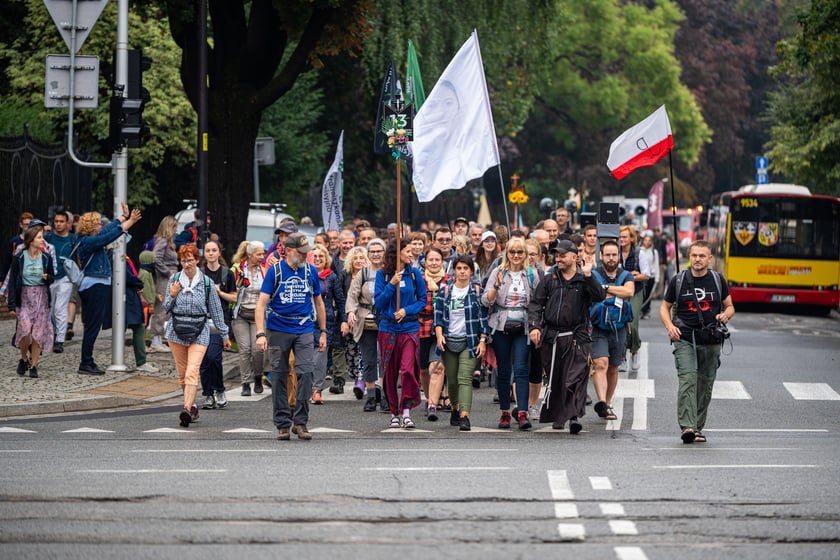 Początek pieszej pielgrzymki na Jasną Górę we Wrocławiu, 2 sierpnia 2024