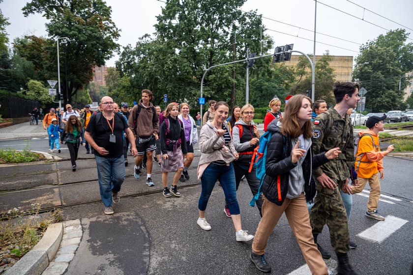 Początek pieszej pielgrzymki na Jasną Górę we Wrocławiu, 2 sierpnia 2024