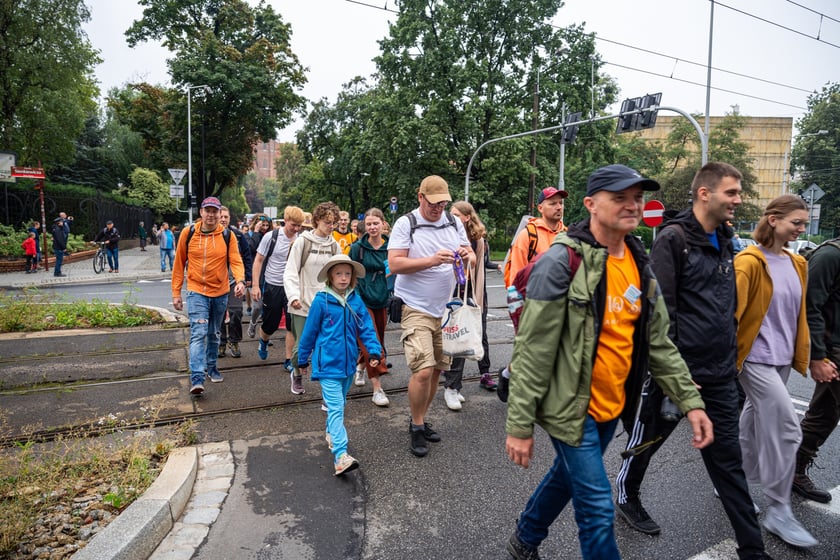 Początek pieszej pielgrzymki na Jasną Górę we Wrocławiu, 2 sierpnia 2024