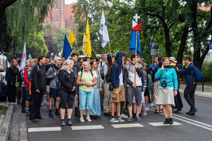 Początek pieszej pielgrzymki na Jasną Górę we Wrocławiu, 2 sierpnia 2024