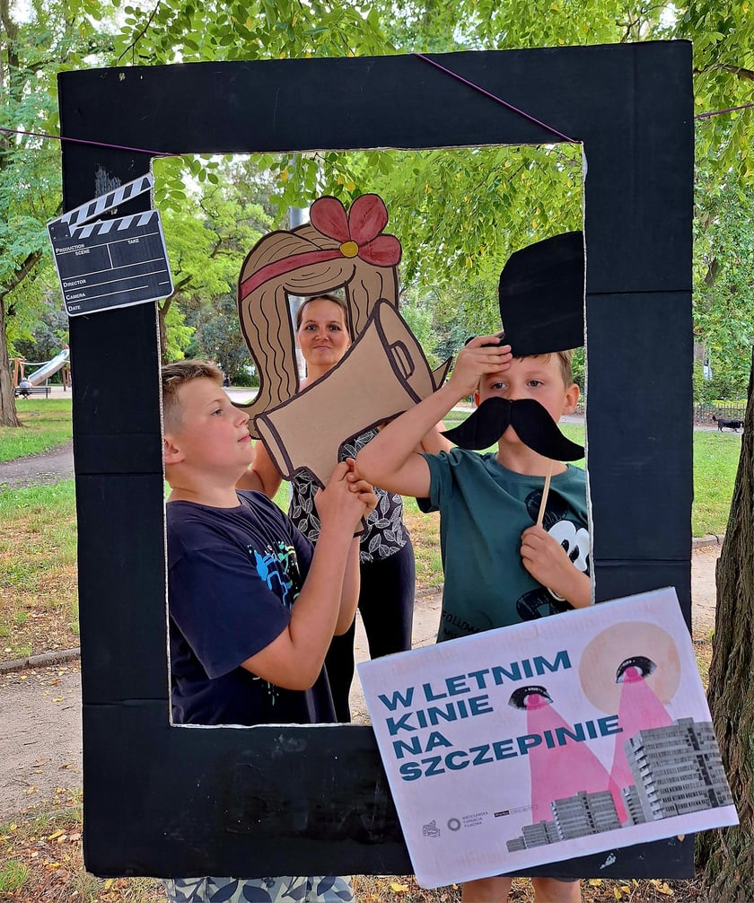 Fotobudka w letnim kinie na Szczepinie