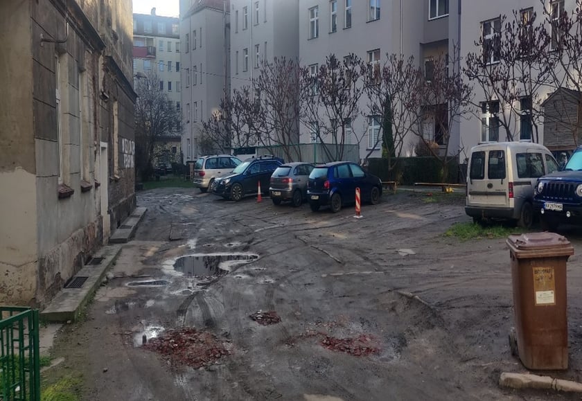 w kwartale ulic Ł&oacute;dzka &ndash; Gliniana&nbsp;&nbsp;&ndash; Gajowa &ndash; Wesoła
