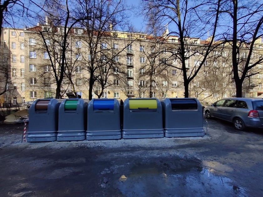w kwartale ulic Lompy &ndash; Daszyńskiego &ndash; Wyszyńskiego &ndash; Orzeszkowej