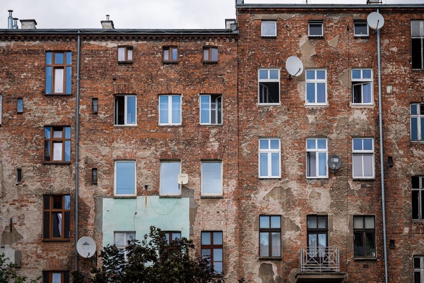 Kamienice i detale architektoniczne na ulicy Nowowiejskiej i sąsiednich ulicach