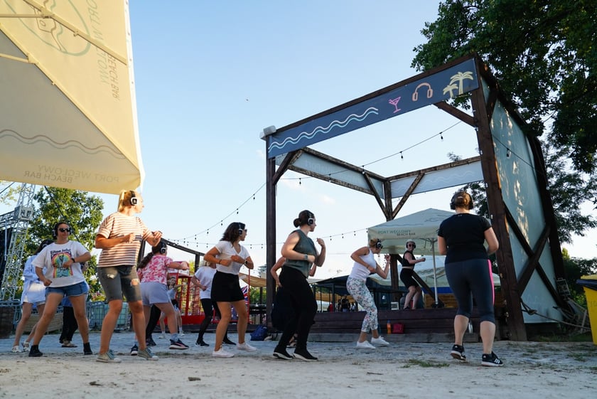 Pierwsza edycja Silent Disco Fitness w Porcie Węglowym we Wrocławiu