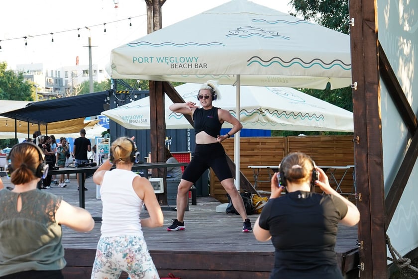 Pierwsza edycja Silent Disco Fitness w Porcie Węglowym we Wrocławiu