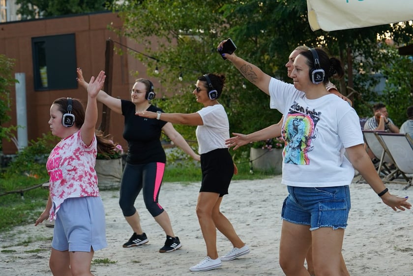 Pierwsza edycja Silent Disco Fitness w Porcie Węglowym we Wrocławiu