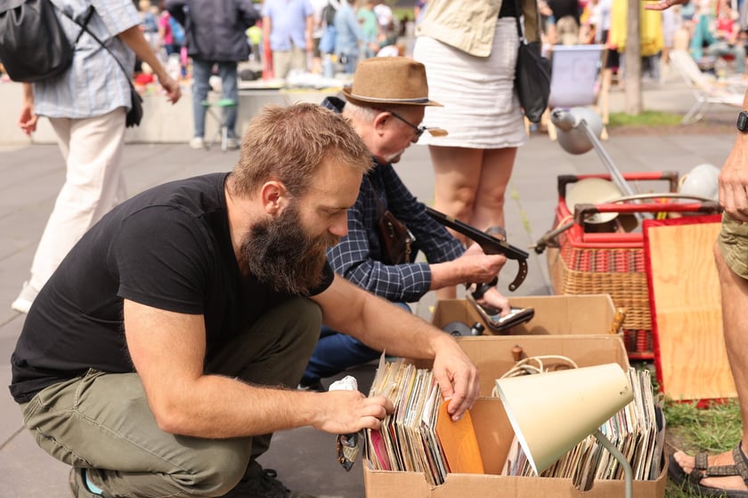 Pchli Targ w CH Zajezdnia