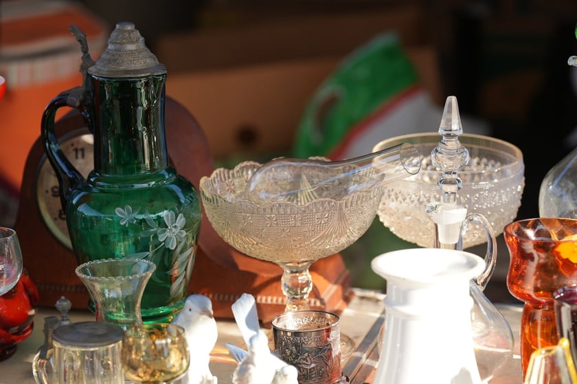 Giełda Staroci pod Halą Stulecia we Wrocławiu