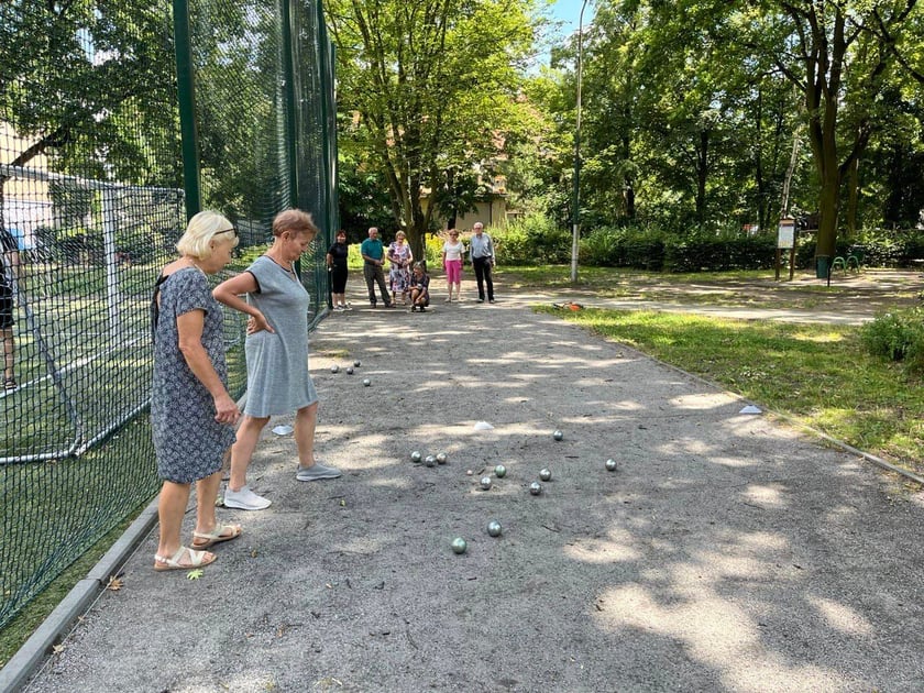 Zajęcia sportowe dla miezkańc&oacute;w osiedla