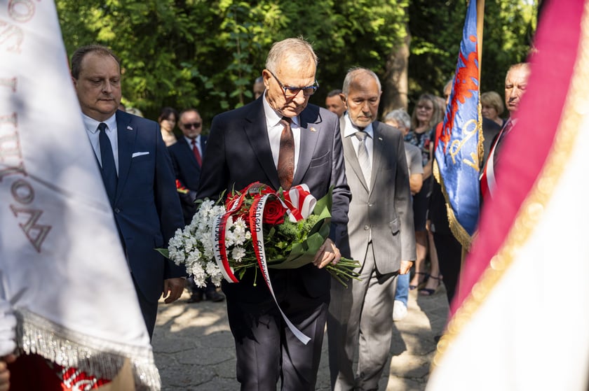 Obchody Sierpnia '80 na cmentarzu Grabiszyńskim