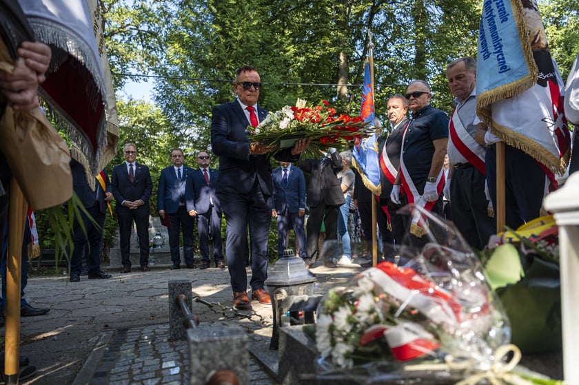 Obchody Sierpnia '80 na cmentarzu Grabiszyńskim