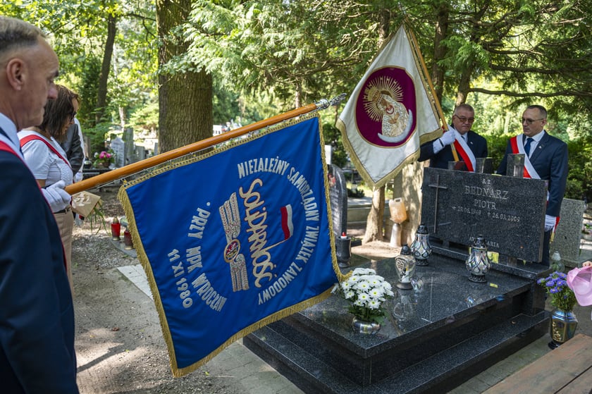 Obchody Sierpnia '80 na cmentarzu Grabiszyńskim