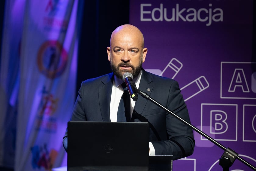 We wtorek ( 27 sierpnia) odbyła się inaugurację roku szkolnego 2024/2025z dyrektorami wrocławskich placówek oświatowych.