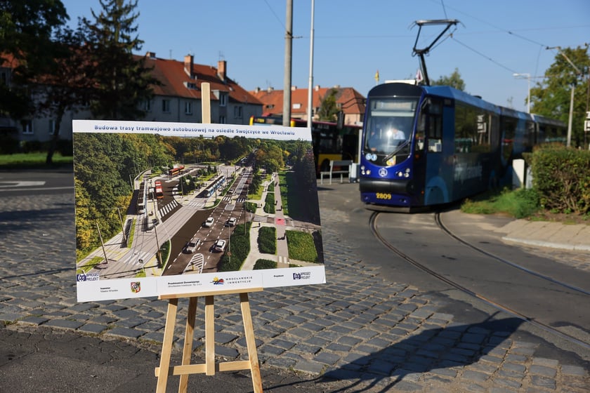 Spotkanie na pętli Sępolno w sprawie budowy TAT na Swojczyce, 30 sierpnia 2024
