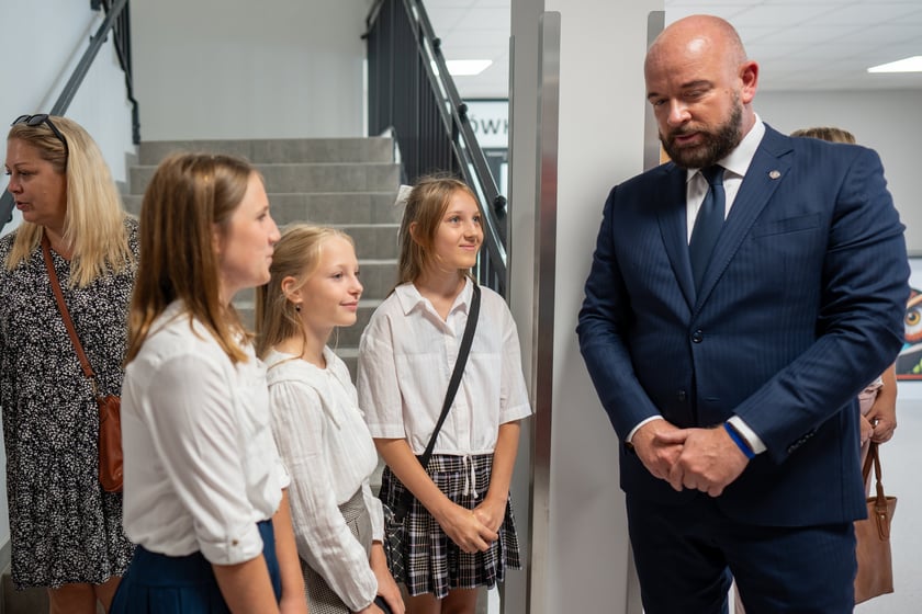 Inauguracja roku szkolnego 2024/2025 w Przyjaznym ZSP przy ul. Białostockiej we Wrocławiu