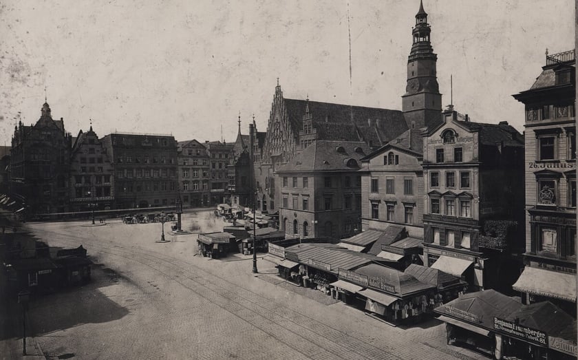 Stragany w rynku, 1900