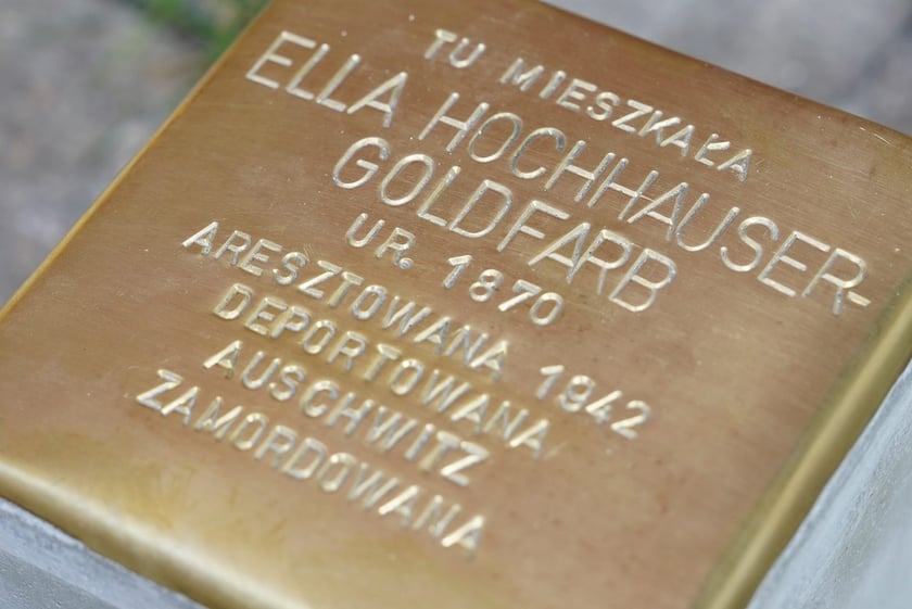 Kamienie pamięci Stolpersteine przy ul. Lelewela, 3 września 2024 r.