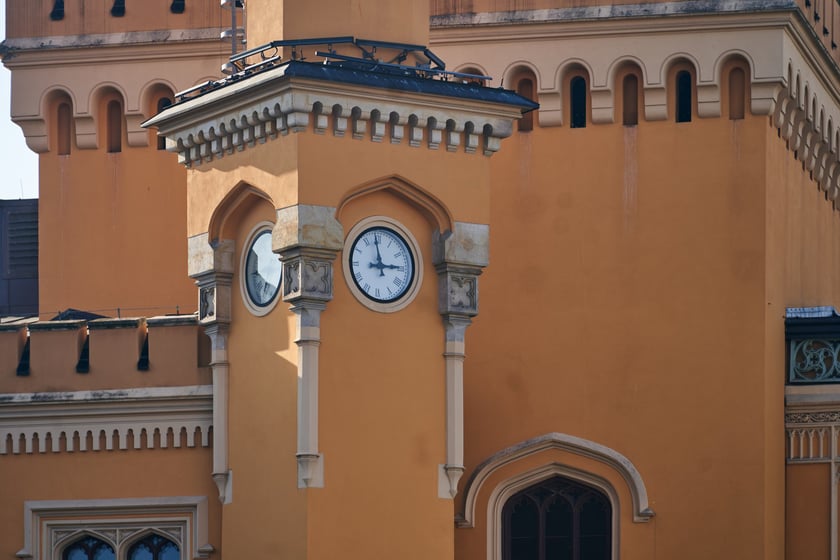 Stacja kolejowa z dworcem Wrocław Główny, marzec 2023