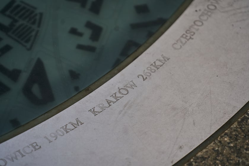 Stacja kolejowa z dworcem Wrocław Główny, marzec 2023