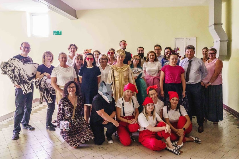 „Pan Kleks - wizytacja z Ministerstwa w ZSP8” – wydarzenie filmowo-teatralne w Zespole Szkolno-Przedszkolnym nr 8 we Wrocławiu