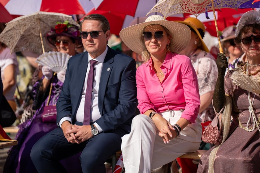 Marsz Kapeluszy i inauguracja Dni Seniora 2024