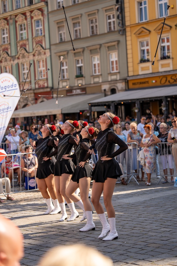 Marsz Kapeluszy i inauguracja Dni Seniora 2024