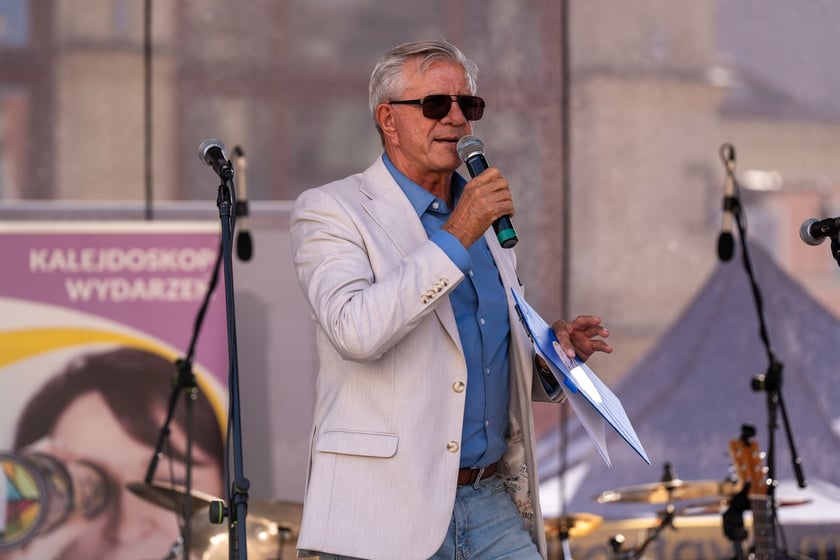 Marsz Kapeluszy i inauguracja Dni Seniora 2024