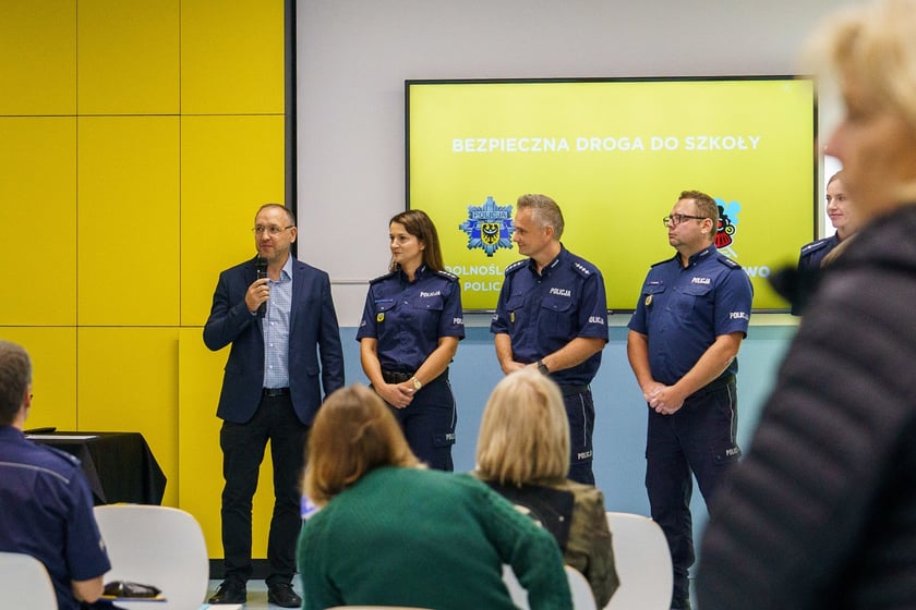 Kolejkowo i Policja Dolnośląska rozpoczynają akcję „Bezpieczna droga do szkoły”