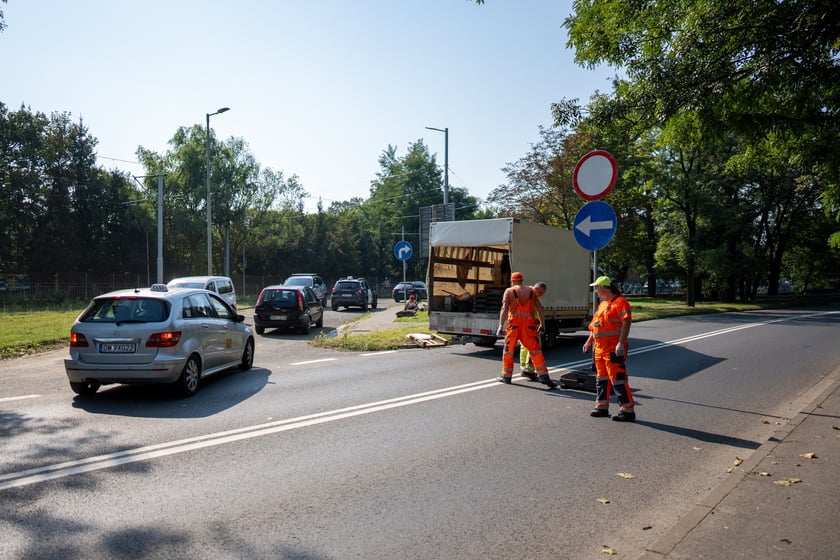 Stawianie umocnień na Stabłowicach (Leśnica), 18 września 2024 roku