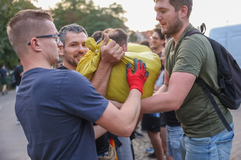 Budowa umocnień przy Żabiej Ścieżce na Przedmieściu Oławskim