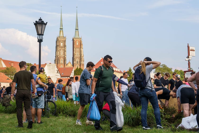 Mieszkańcy jednoczą się przy budowie wałów w okolicach Ostrowa Tumskiego