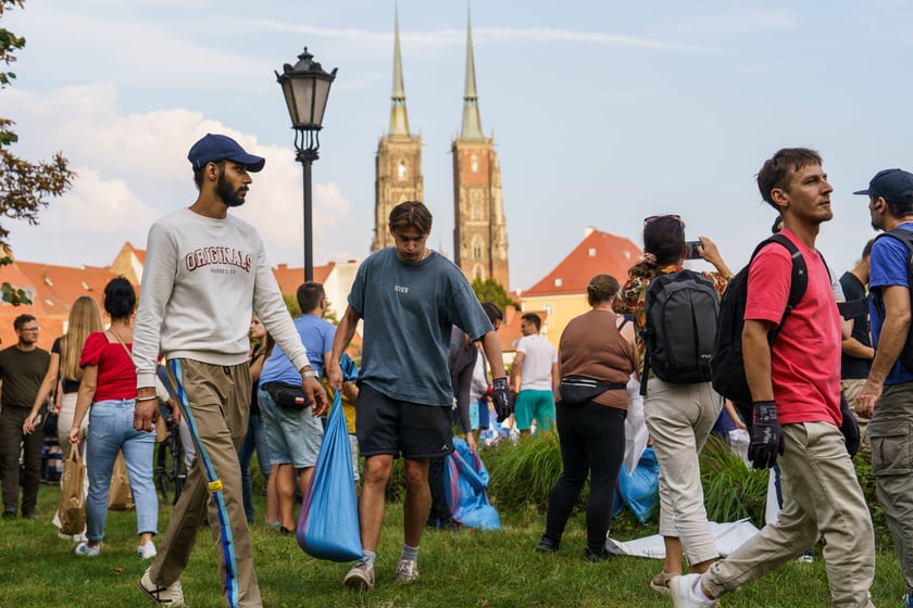 Mieszkańcy jednoczą się przy budowie wałów w okolicach Ostrowa Tumskiego