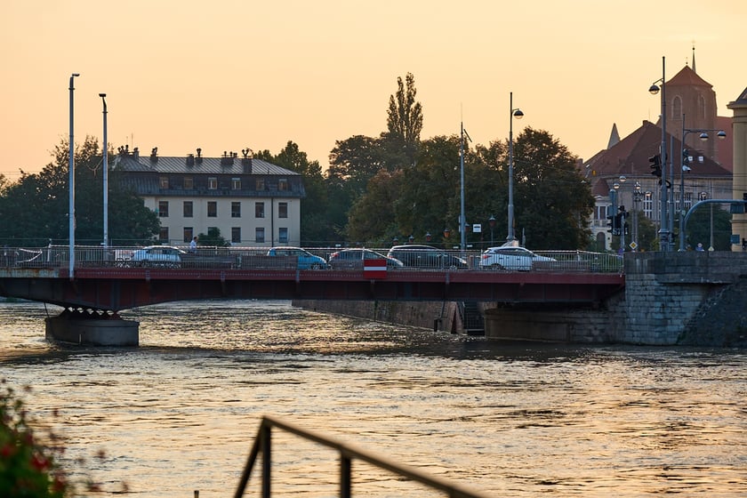 Odra we Wrocławiu, czwartek, 19 września rano
